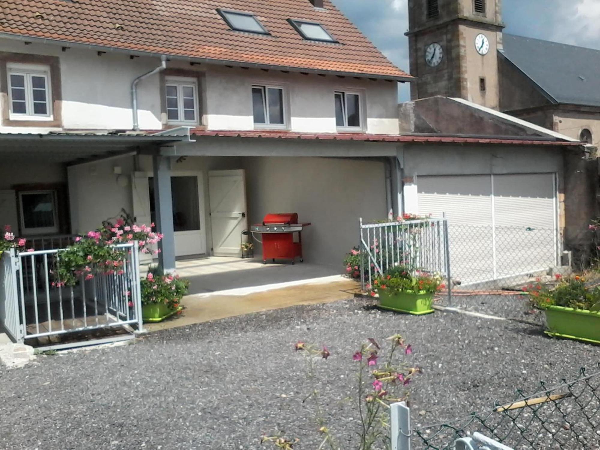 Elegant Holiday Home In Saint Louis With Garden 外观 照片