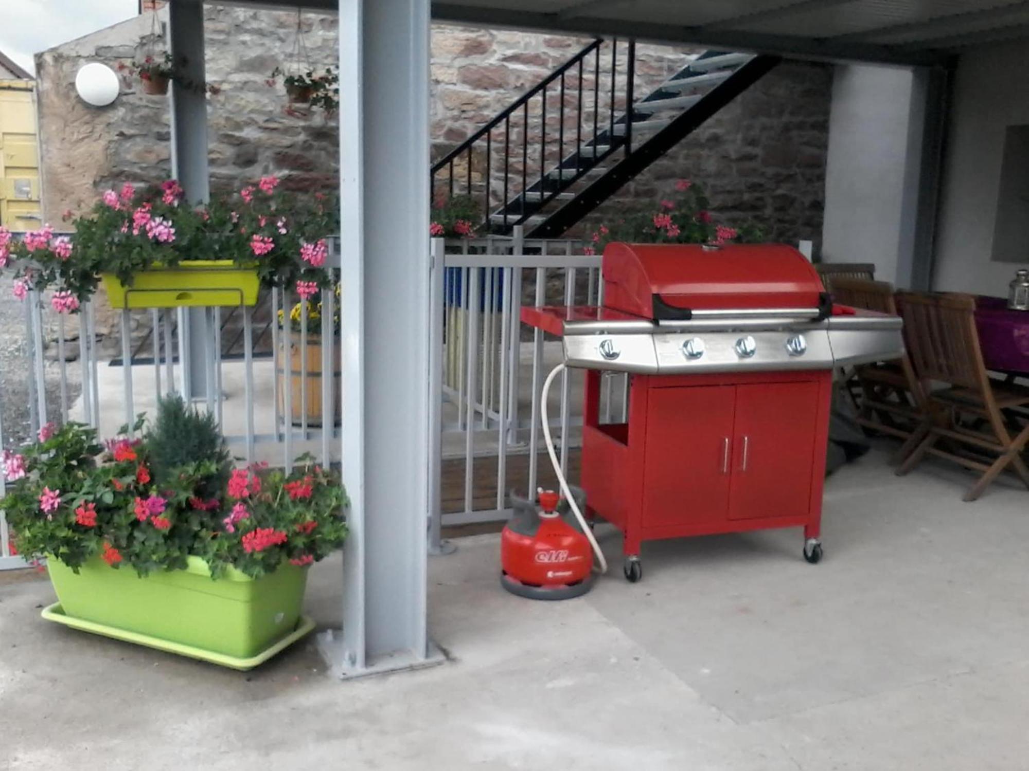 Elegant Holiday Home In Saint Louis With Garden 外观 照片