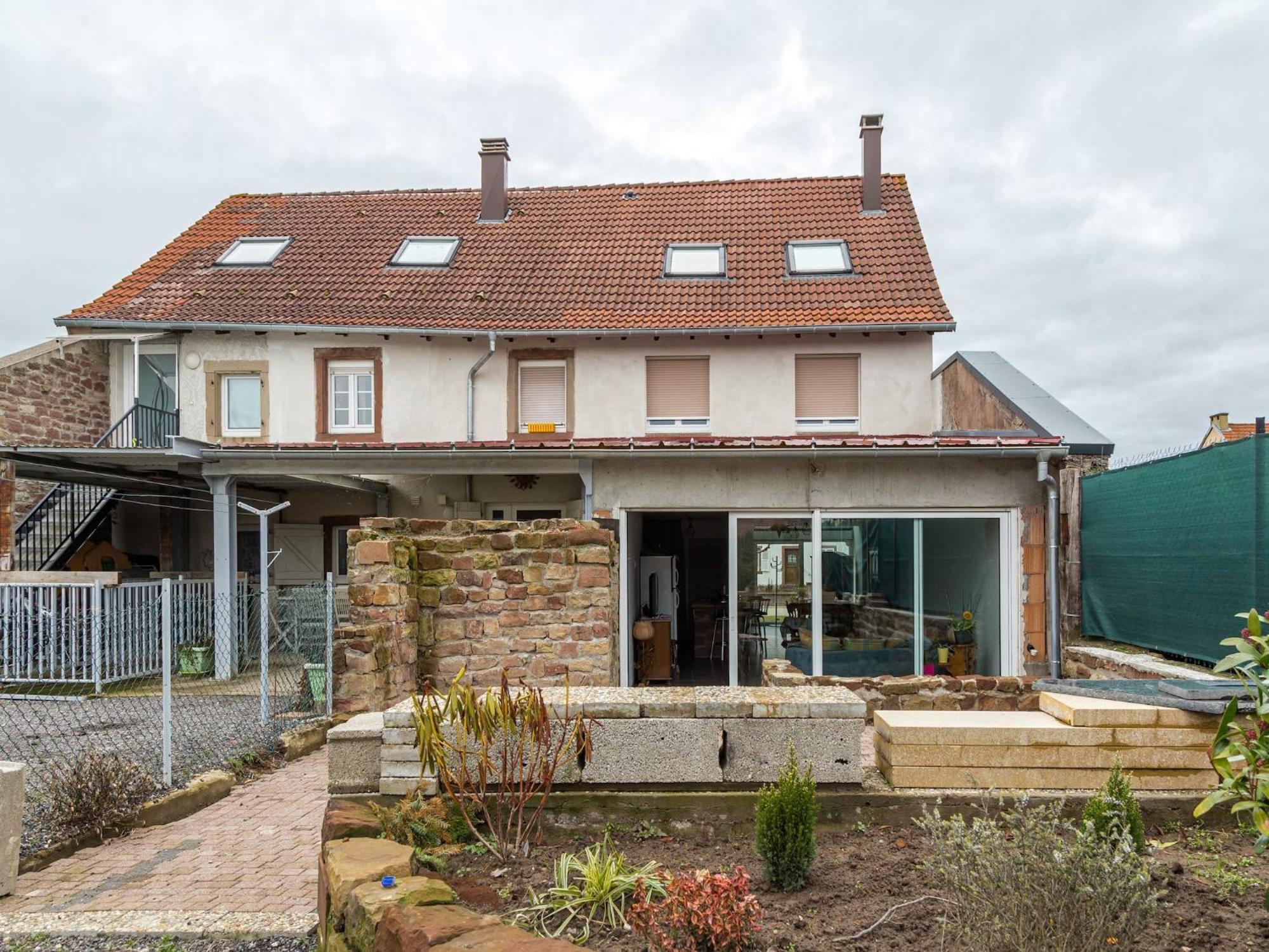 Elegant Holiday Home In Saint Louis With Garden 外观 照片